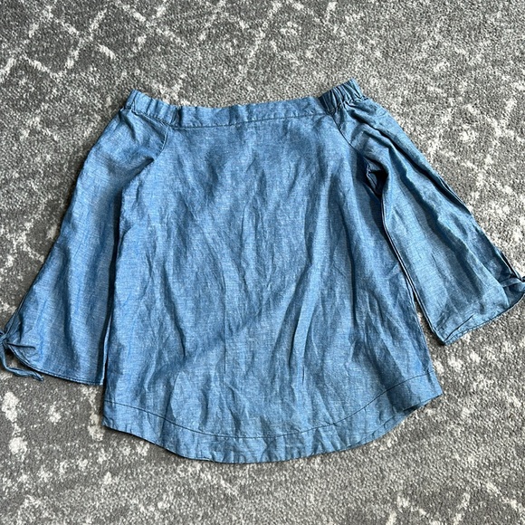 Free People Show Some Shoulder Chambray linen Blend - Picture 6 of 13